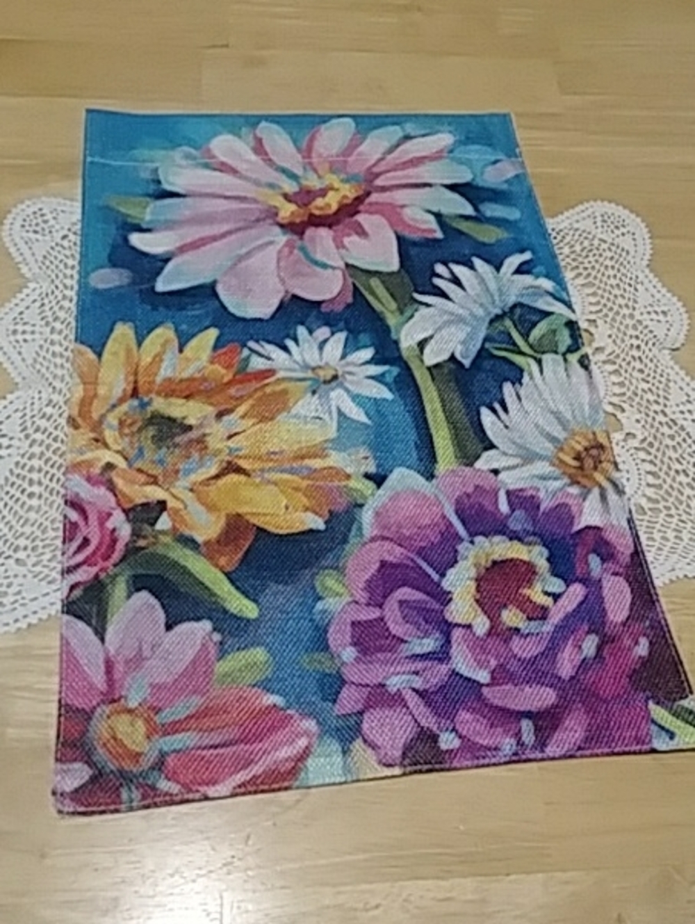 Floral Garden Flag, big and bold colors